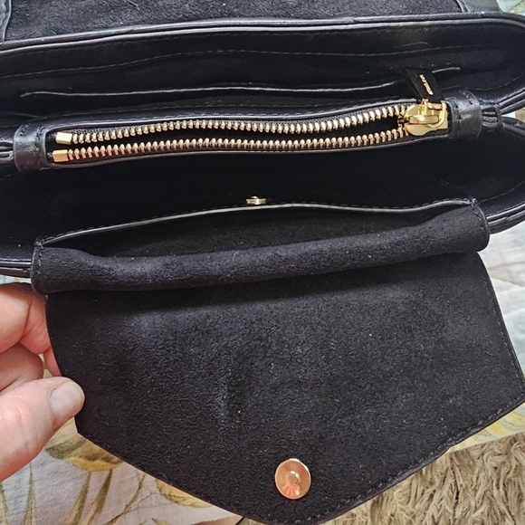 MICHAEL KORS CECE MEDIUM QUILTED LEATHER CONVERTIBLE SHOULDER BAG - Picture 10 of 16